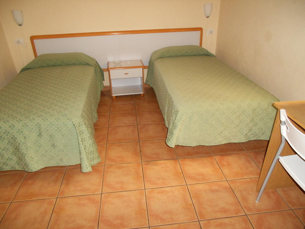 Pension Mova Santa Cruz de Tenerife Cameră foto